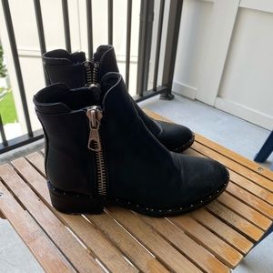 Steve Madden Black Boot